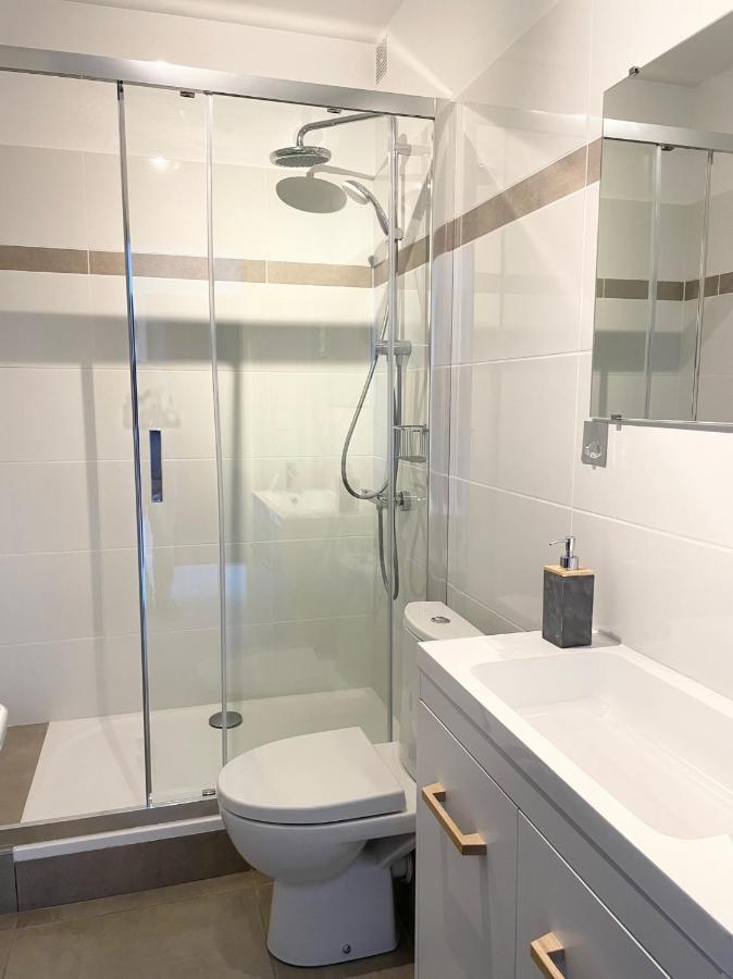 Mon Appart'Hotel - Climatisation Avec Parking Gratuit Brive-la-Gaillarde Exterior photo